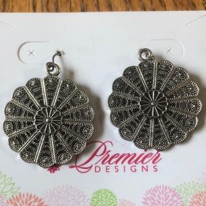 Premier Designs Jewelry - Premier designs earrings Premier Designs Jewelry - Premier designs earrings